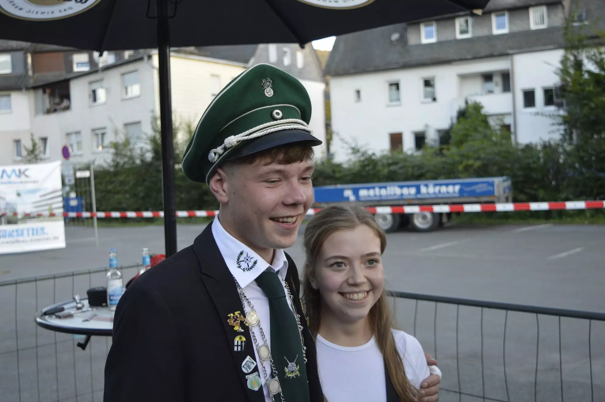Der neue Kreisjungschützenkönig Luis Weber mit seiner Jungschützenkönigin Maria Dessel.