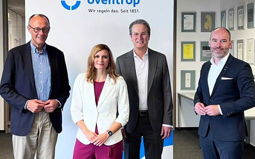 Merz besucht Oventrop: Austausch mit Fachverband