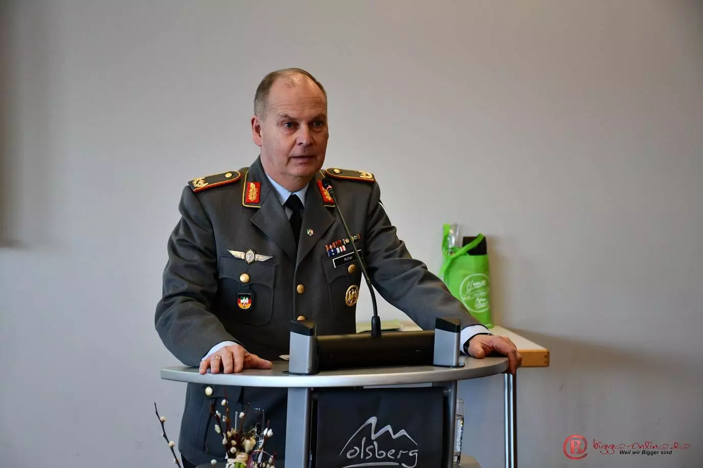 Brigadegeneral Hans-Dieter Müller. Der Kommandeur des Landeskommandos NRW stammt aus Olsberg.