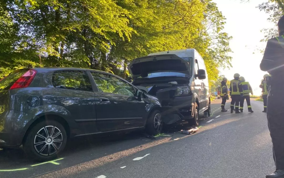 Schwerer Verkehrsunfall auf K15 zwischen Ostwig und Gevelinghausen